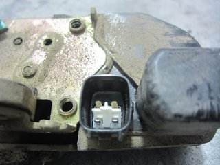 CERRADURA PUERTA TRASERA DERECHA JEEP GRAND CHEROKEE (WJ/WG) 68268218AA 1465000