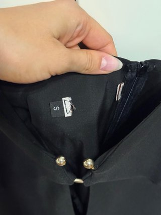 Tubino nero Imperial con cut-out
