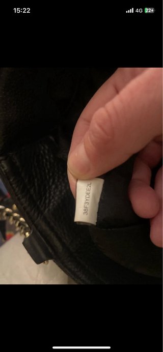 Borsa Michael Kors Pelle Nera Dettagli Oro