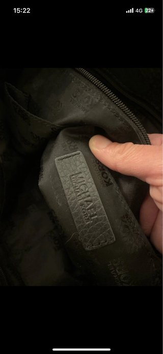 Borsa Michael Kors Pelle Nera Dettagli Oro