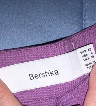 Pantalones morados anchos