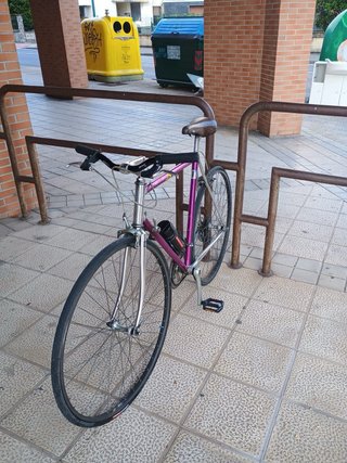 Bicicleta de carretera marca vitus