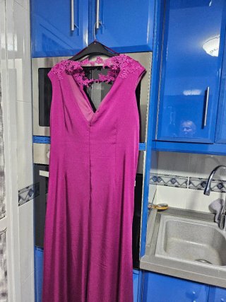 Vestido de alta costura de fiesta fucsia un solo u