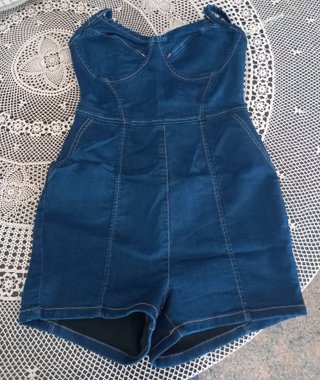 Box vestiti con omaggio sorpresa.