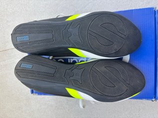 Scarpe Sparco bianche e gialle