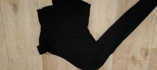 Top corto fiesta Stradivarius con etiqueta Talla S