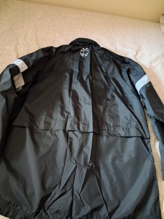 Giaccone impermeabile uomo Adidas nero