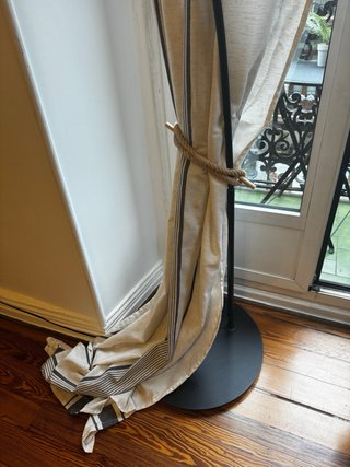 Lámpara de pie arco Ikea beige