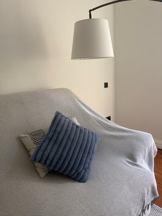 Lámpara de pie arco Ikea beige
