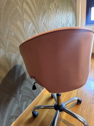 Silla rosa de tela
