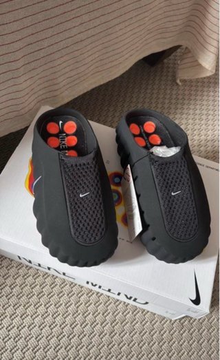 Chanclas Nike Mind Negras Naranja