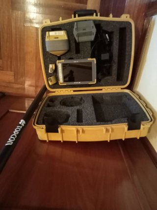 Topcon Hiper HR GPS