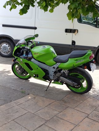 Despiece Kawasaki ZX9R