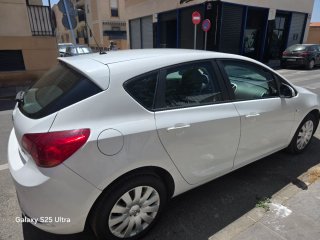 Opel Astra 2013