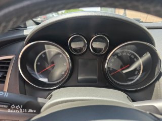 Opel Astra 2013