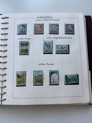 Álbum de sellos de Andorra (1948-1989)