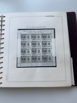 Álbum de sellos de Andorra (1948-1989)