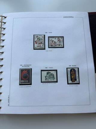 Álbum de sellos de Andorra (1948-1989)