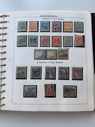 Álbum de sellos de Andorra (1948-1989)