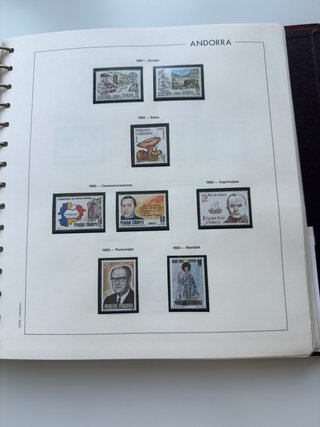 Álbum de sellos de Andorra (1948-1989)