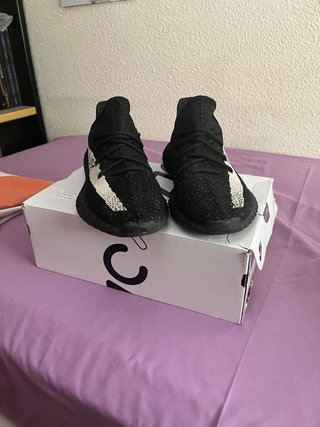 Adidas Yeezy Boost 350 V2 Black