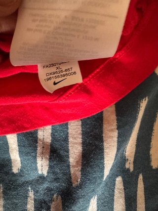 Camiseta Nike Roja