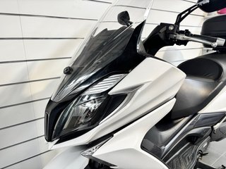 Kymco Super Dink Maxi Scooter Blanca