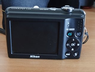 Nikon Coolpix L23 - Máquina Fotográfica Digital