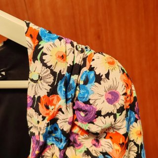 Vestido floral manga larga