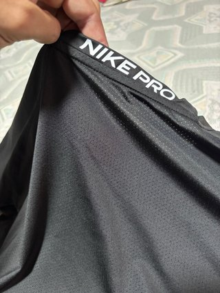 Camiseta Nike Negra Compresión Manga Larga Talla M