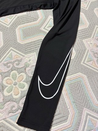 Camiseta Nike Negra Compresión Manga Larga Talla M