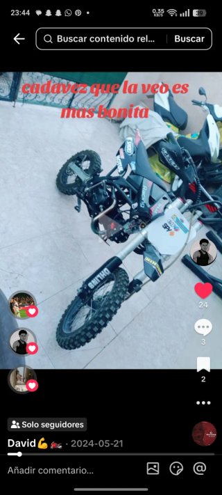 Moto Enduro/Motocross Negra y Roja