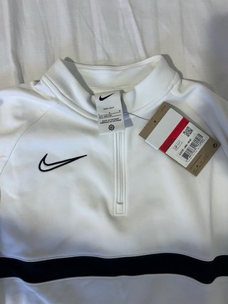 Sudadera Nike entrenamiento niño Talla 147-158 cm