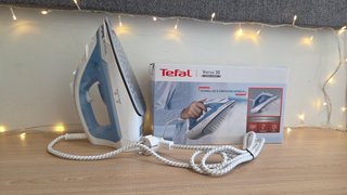Lote hogar: electrodomésticos y menaje - 90 €