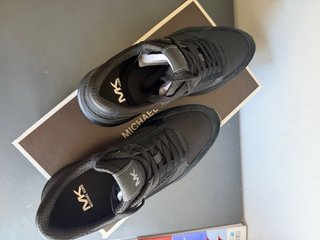 Zapatillas Michael Kors Negras y Grises