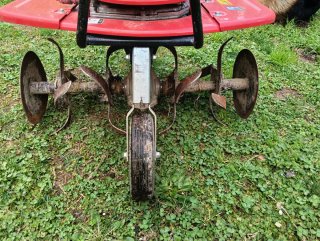 Motoazada Honda Roja