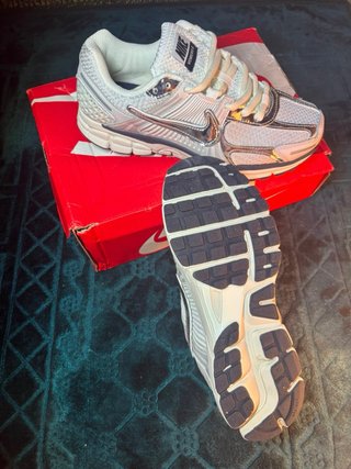 Nike Vomero 5 Plata/Blanco