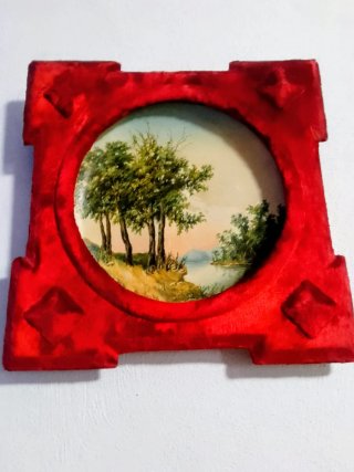 Plato antiguo  pintado a mano