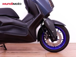 YAMAHA X-MAX 300