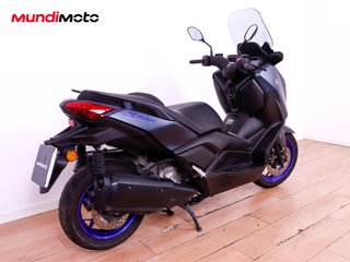 YAMAHA X-MAX 300