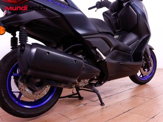 YAMAHA X-MAX 300