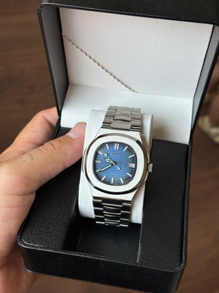 Reloj Seiko MOD NAUTILUS. Azul y Plateado