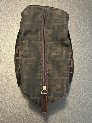 Pochette Fendi Zucca