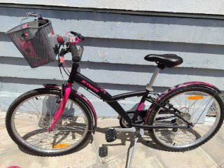 Bicicleta niña decathlon rosa y negra