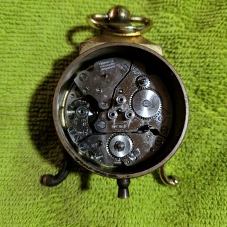 Antiguo Reloj de sobremesa  Looping  exclusivo
