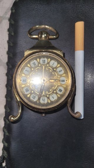 Antiguo Reloj de sobremesa  Looping  exclusivo