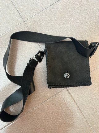 Ropa medieval de cuero
