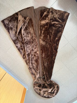 Ropa medieval de cuero