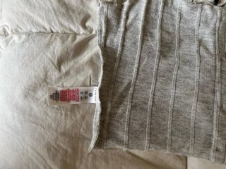Camiseta tirantes gris botones