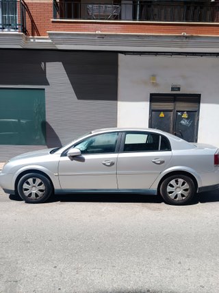 Opel Vectra 2004